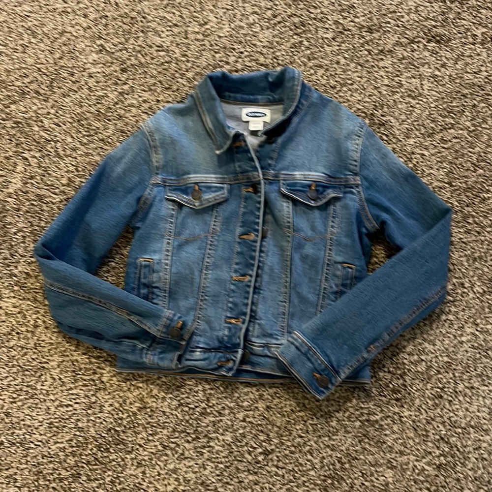 EIC- Old Navy Jean jacket size (Girls Size large 10-12)